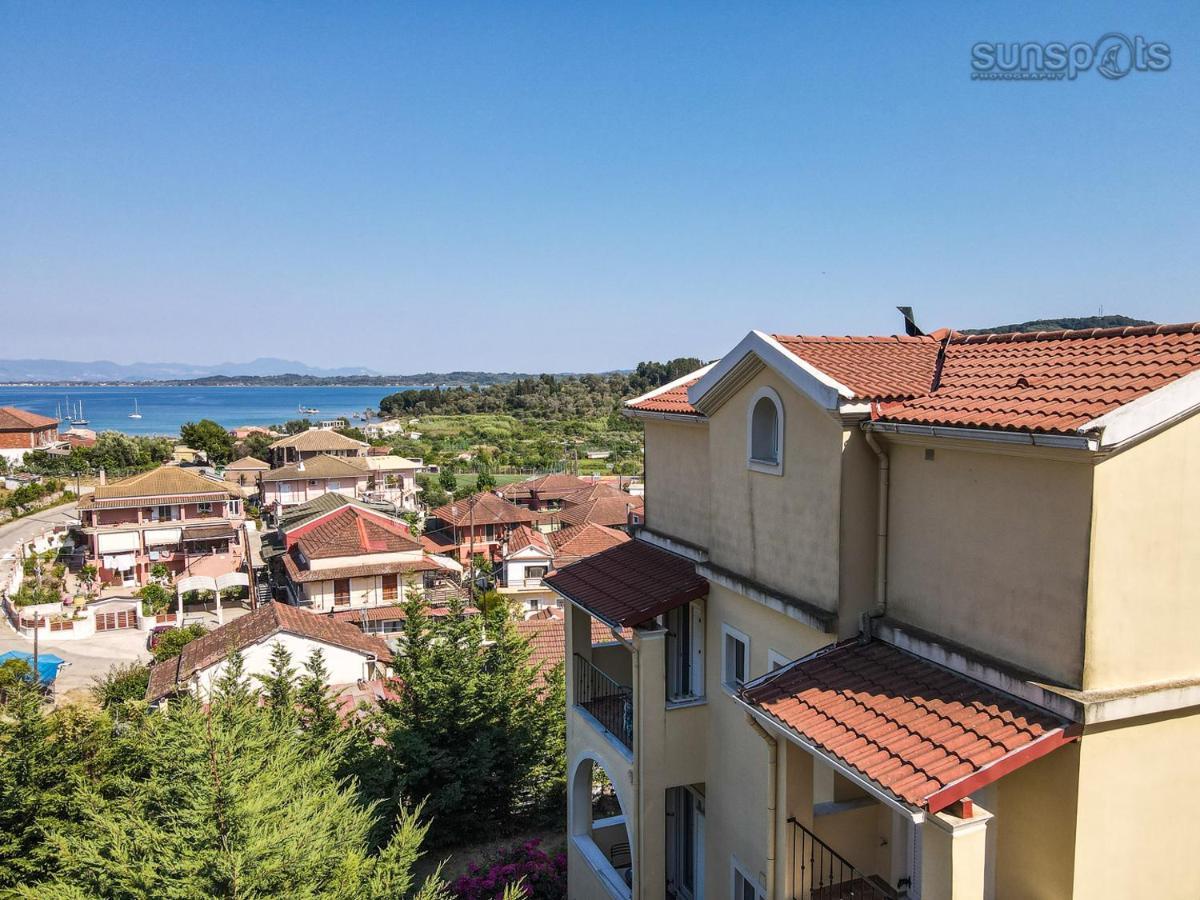 Villa Konstantina Petriti  ภายนอก รูปภาพ