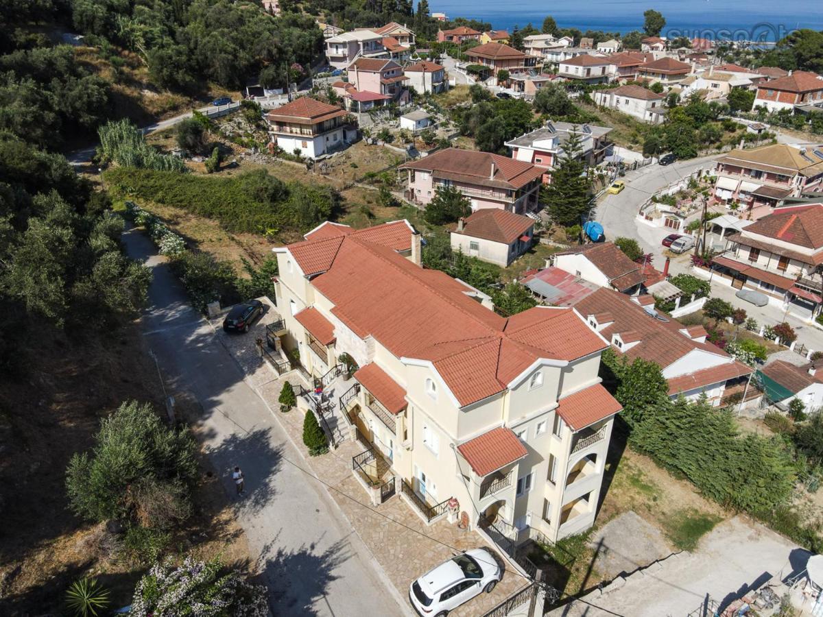 Villa Konstantina Petriti  ภายนอก รูปภาพ