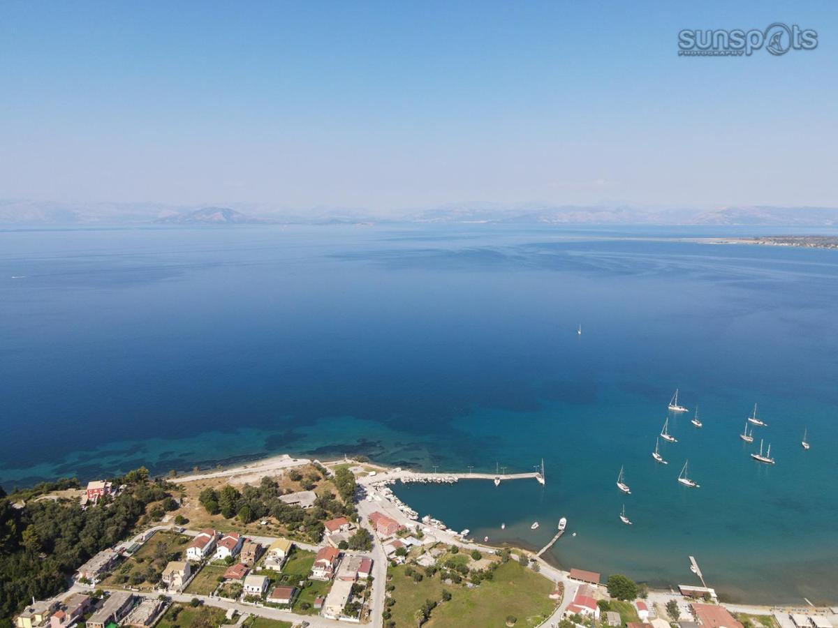 Villa Konstantina Petriti  ภายนอก รูปภาพ