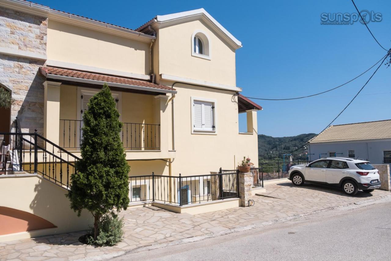 Villa Konstantina Petriti  ภายนอก รูปภาพ