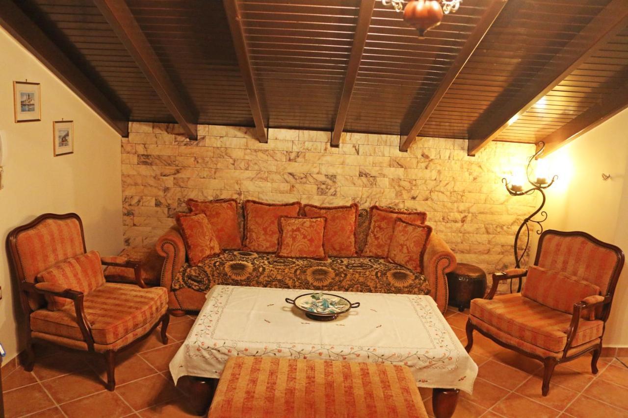 Villa Konstantina Petriti  ภายนอก รูปภาพ
